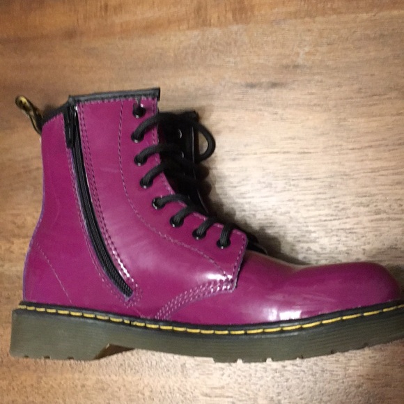 DOC MARTENS 1460 Women’s Boots - Picture 8 of 11